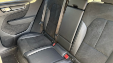 Volvo Xc40 2.0 B4P R DESIGN 5dr Auto Petrol Estate